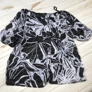 🛍 Lane Bryant Floral Print Top